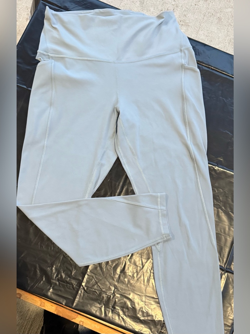 Lululemon Align High-Rise Pant with Pockets 25" - Size 10 Light Blue